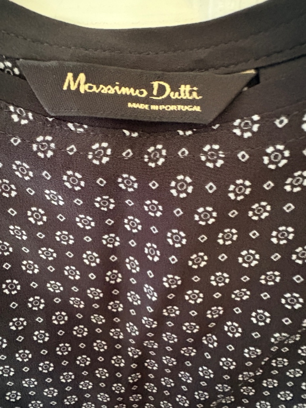100% Silk Massimo Dutti top.